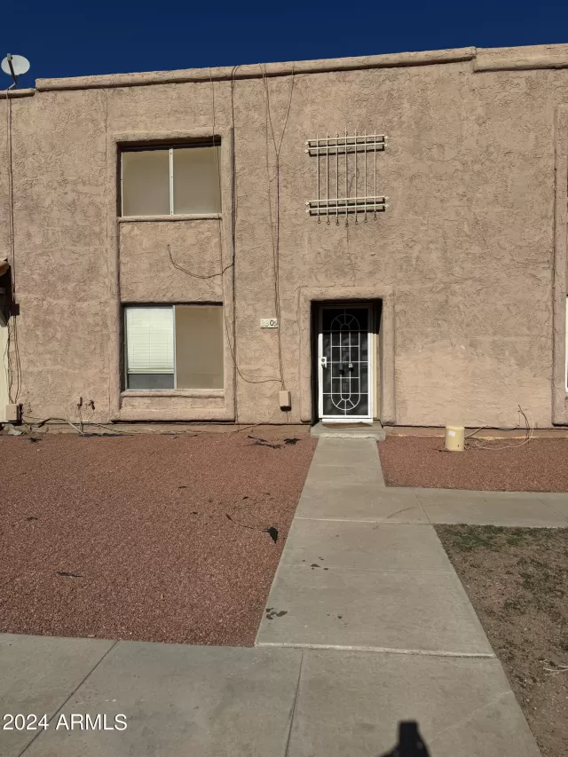 MLS: 6648447 Condo For Sale