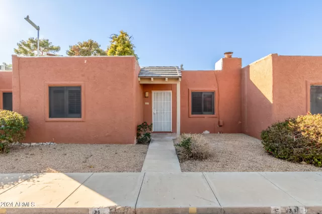 MLS: 6648508 Condo For Sale