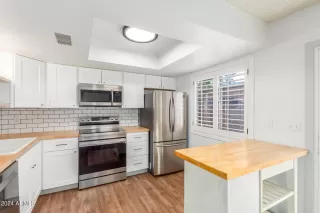 Photo #4: 6648508 Listing 