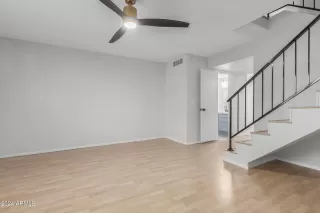 Photo #6: 6648612 Listing