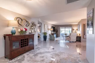 Photo #3: 6648648 Listing