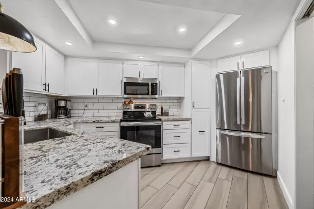 MLS: 6648729 Condo For Sale