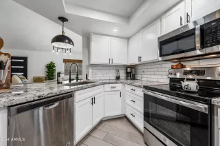 Photo #4: 6648729 Listing