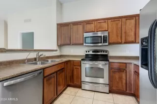 Photo #4: 6648773 Listing