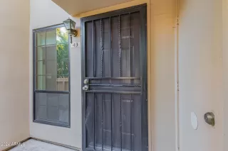 More Details about MLS # 6648780 : 5402 E WINDSOR AVENUE#43