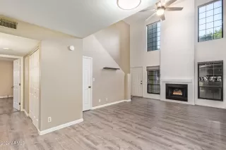 Photo #4: 6648780 Listing