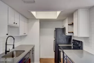 Photo #2: 6648822 Listing 