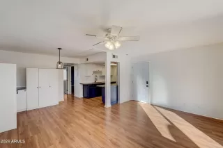 Photo #6: 6648822 Listing 