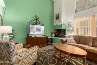 Photo #4: 6648842 Listing 