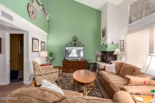 Photo #5: 6648842 Listing 