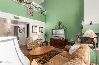 Photo #6: 6648842 Listing 