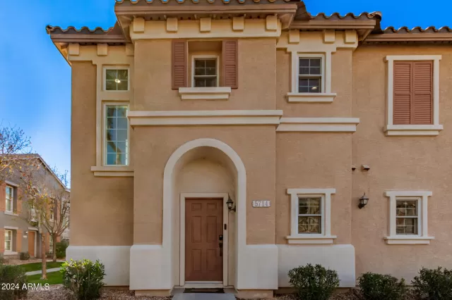 MLS: 6648845 Condo For Sale