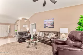 Photo #3: 6648917 Listing 