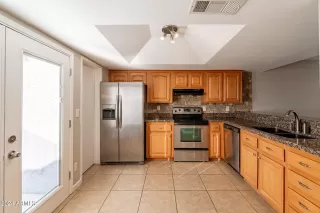 Photo #1: 6648918 Listing 