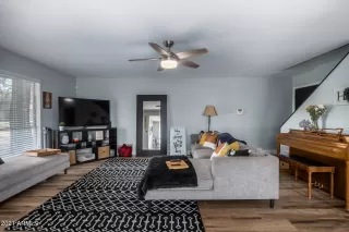 Photo #2: 6649112 Listing