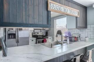 Photo #4: 6649112 Listing