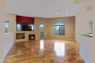 Photo #4: 6649273 Listing 