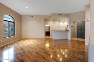 Photo #5: 6649273 Listing 