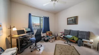 Photo #6: 6649302 Listing