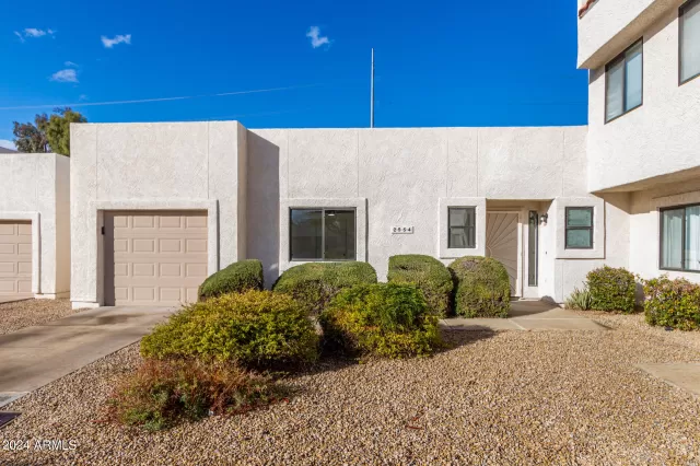 MLS: 6649478 Condo For Sale