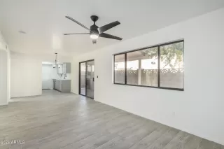 Photo #4: 6649478 Listing