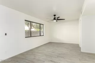 Photo #5: 6649478 Listing