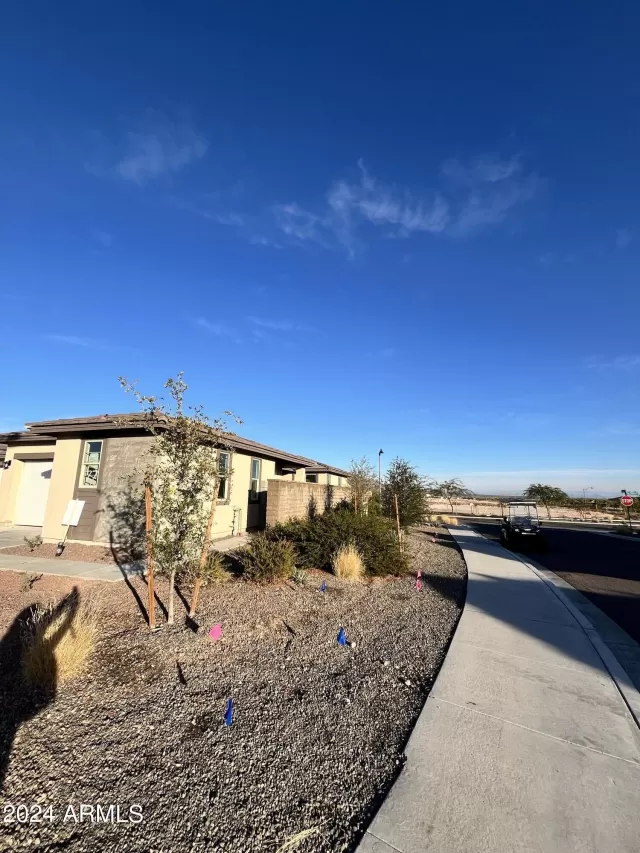 MLS: 6649517 Condo For Sale