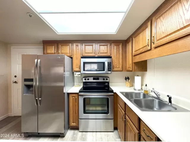 MLS: 6649552 Condo For Sale