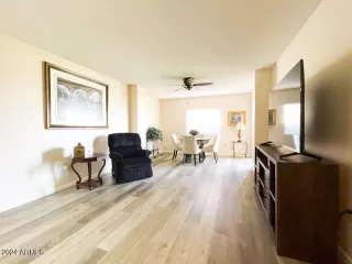 Photo #3: 6649552 Listing