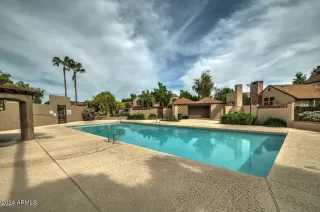 Photo #2: 6649595 Listing