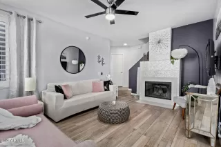 Photo #2: 6649596 Listing