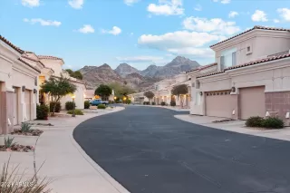 Photo #2: 6649722 Listing