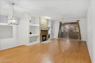 Photo #3: 6649722 Listing