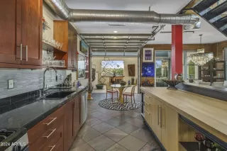 Photo #5: 6649814 Listing 