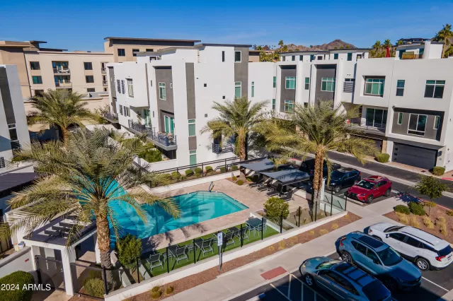 MLS: 6650146 Condo For Sale