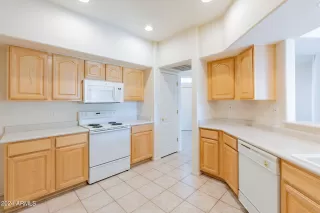 Photo #1: 6650276 Listing