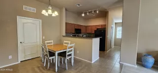 Photo #6: 6650460 Listing