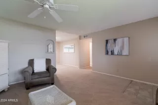 Photo #5: 6650472 Listing