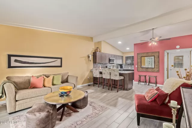 MLS: 6650540 Condo For Sale