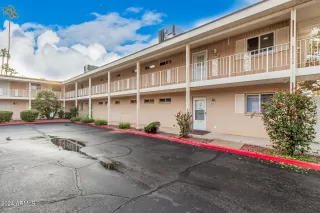 Photo #2: 6650540 Listing