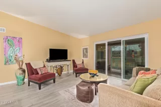 Photo #4: 6650540 Listing