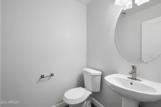 Photo #5: 6650560 Listing