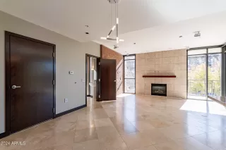 Photo #5: 6650667 Listing 