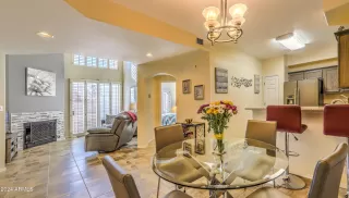 Photo #5: 6650954 Listing