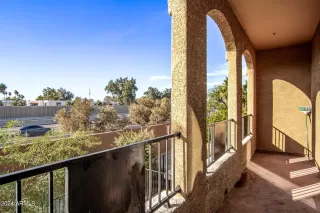 Photo #4: 6651090 Listing