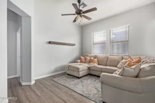 Photo #2: 6651095 Listing