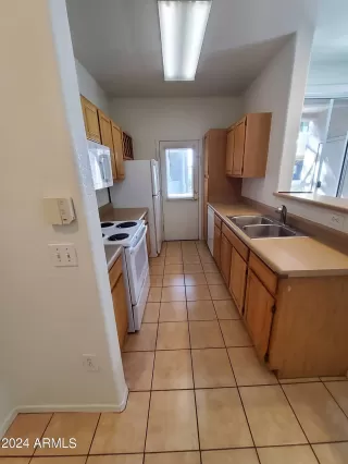 Photo #2: 6651101 Listing