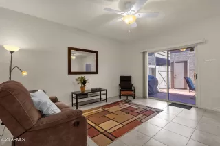 Photo #6: 6651686 Listing 