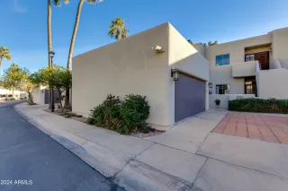 Photo #2: 6651902 Listing