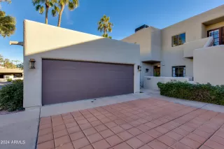 Photo #3: 6651902 Listing